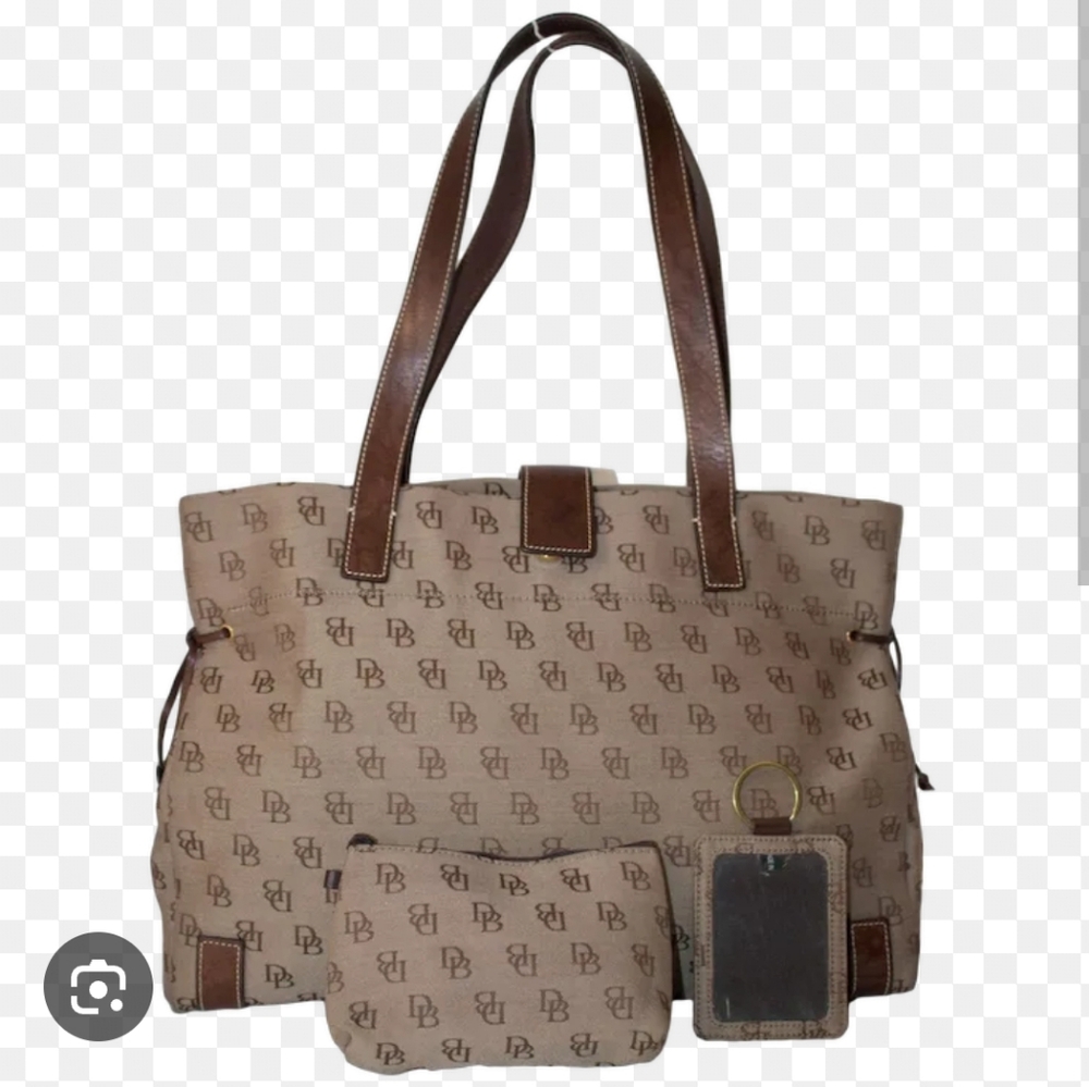 Dooney And Bourke Vintage Anniversary  Signature Medium, EUC